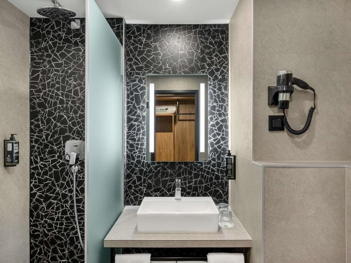 ibis Styles Budapest Heroes Square - تصویر 4