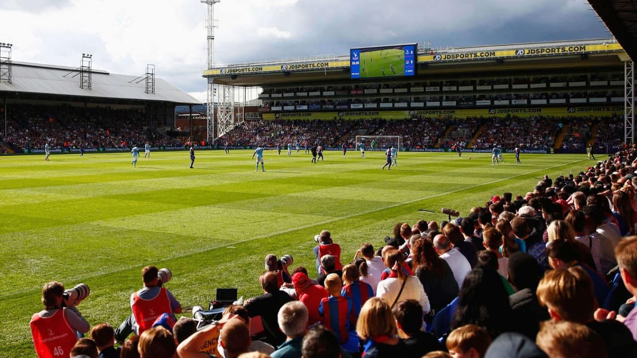Premier League Football - Crystal Palace FC Match Ticket at Selhurst Park Stadium - სურათი 2