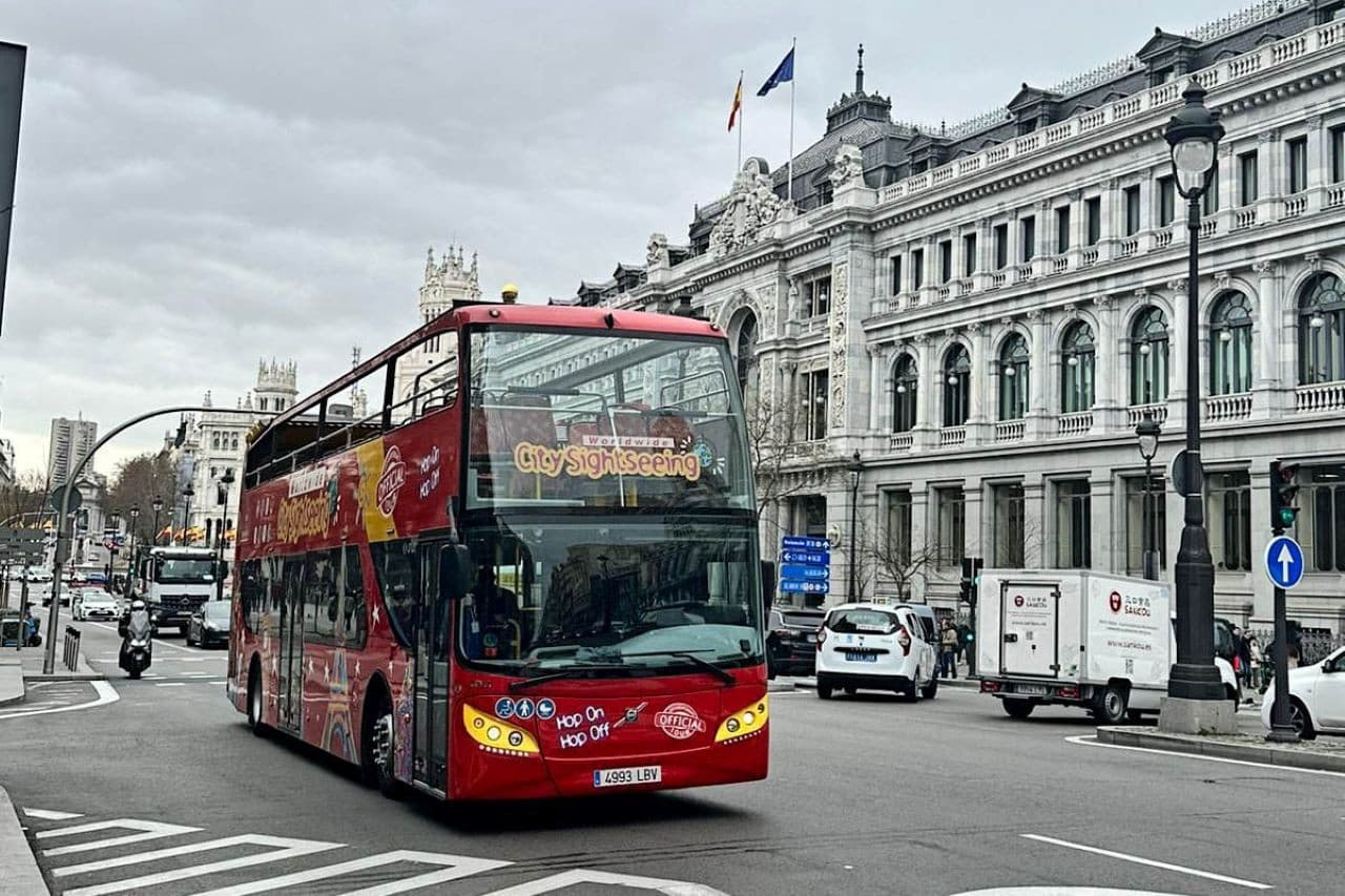 City Sightseeing Madrid Hop-on Hop-off Bus Tour - სურათი 3