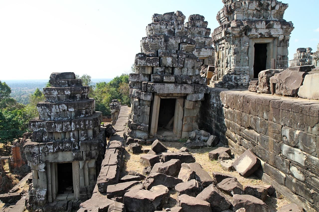 Beng Mealea, Banteay Srei, Banteay Samre, and Phnom Bakheng Tour - მთავარი სურათი