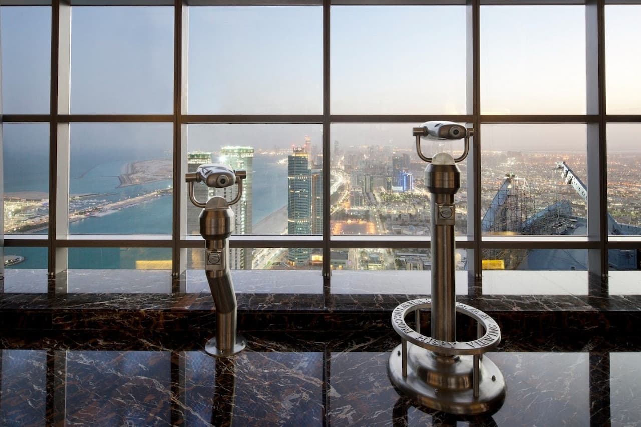 Etihad Towers Observation Deck at 300 - სურათი 3