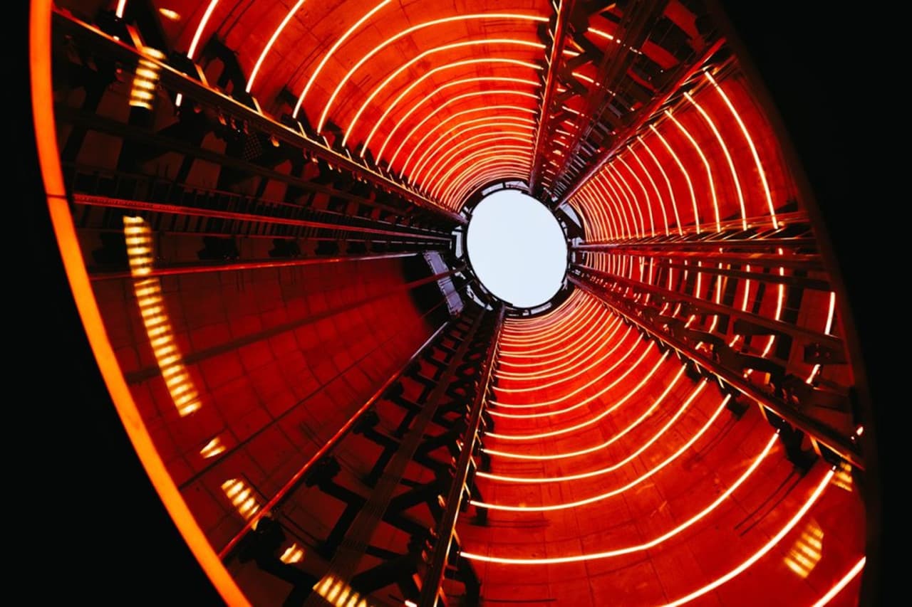 Lift 109 at Battersea Power Station - სურათი 4