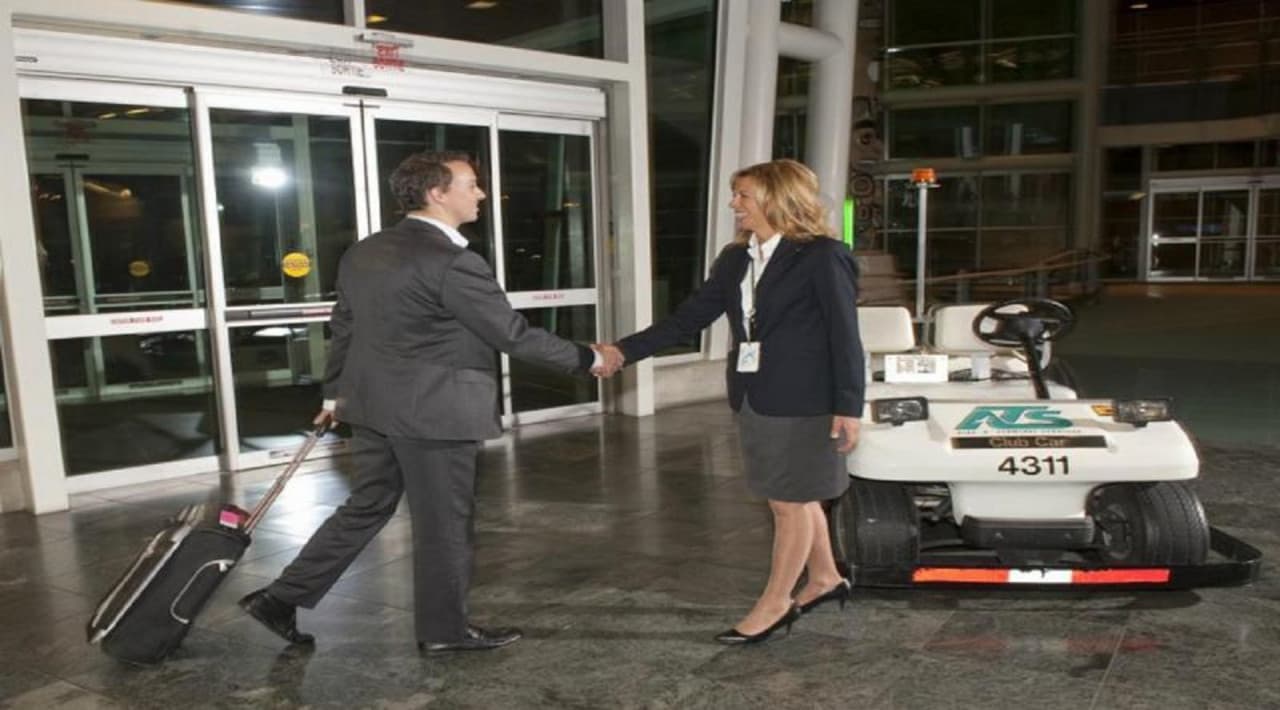 Shanghai Airport VIP Assistance and Lounge Access (Domestic Flights) - სურათი 4