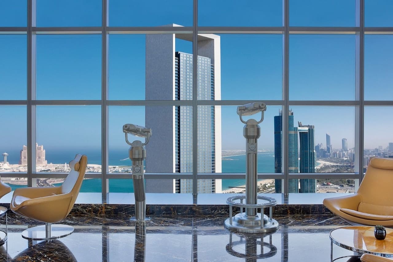 Etihad Towers Observation Deck at 300 - მთავარი სურათი