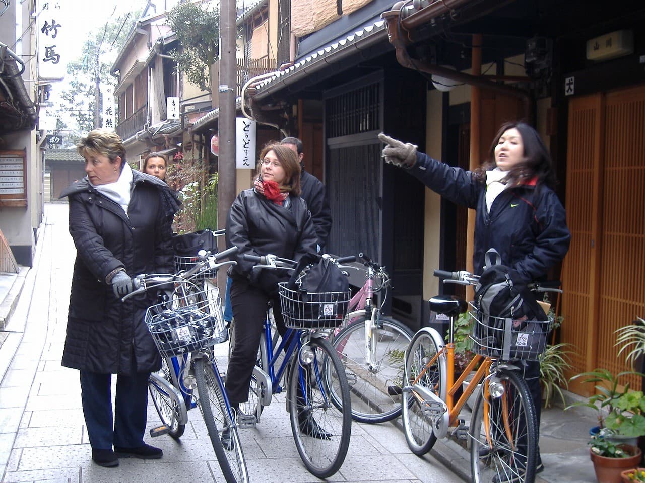 Gion Cycling Tour - მთავარი სურათი