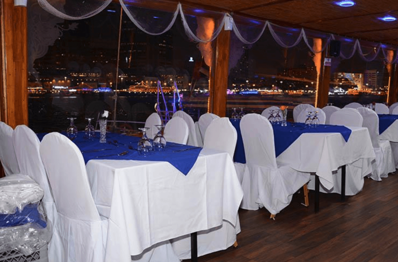 Dubai Dhow Cruise with Dinner & Live Entertainment - სურათი 5
