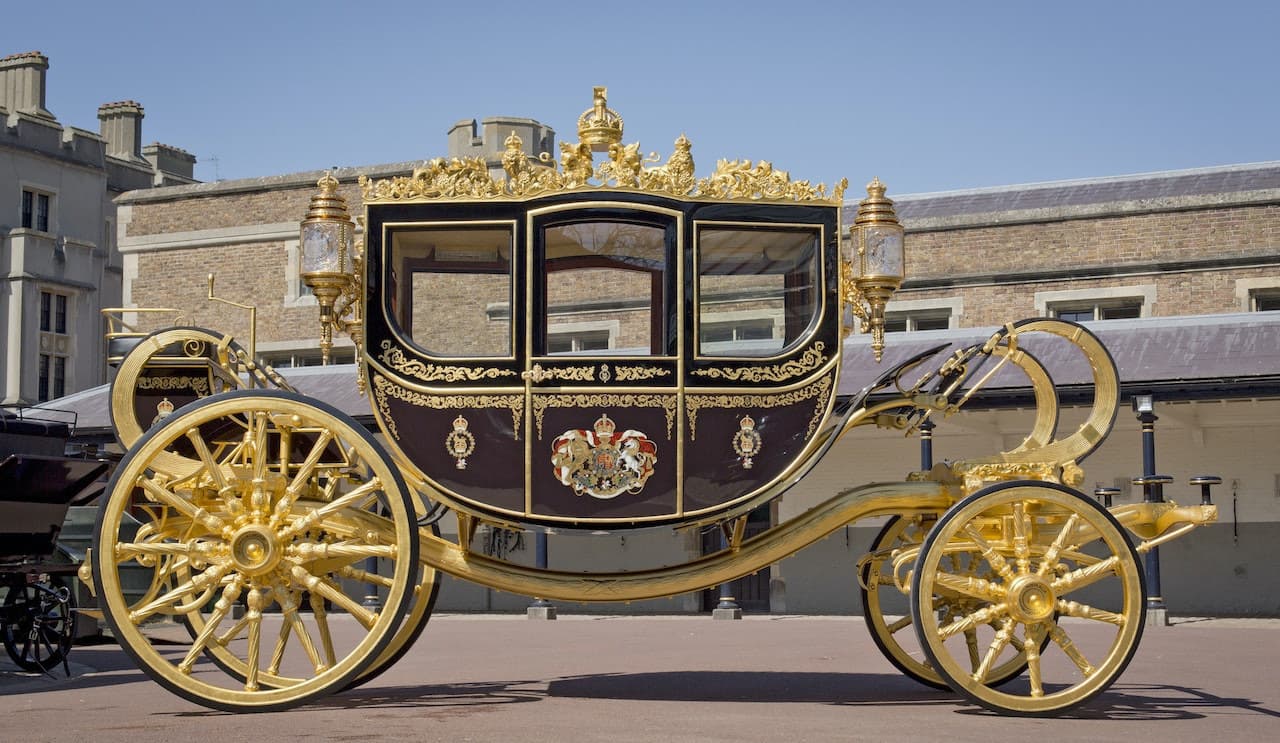 Royal Mews at Buckingham Palace - სურათი 2