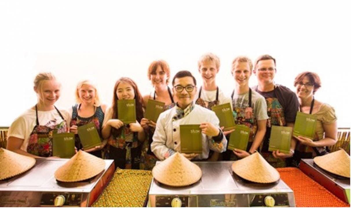 Thai Cooking Class at Silom Thai Cooking School - სურათი 18