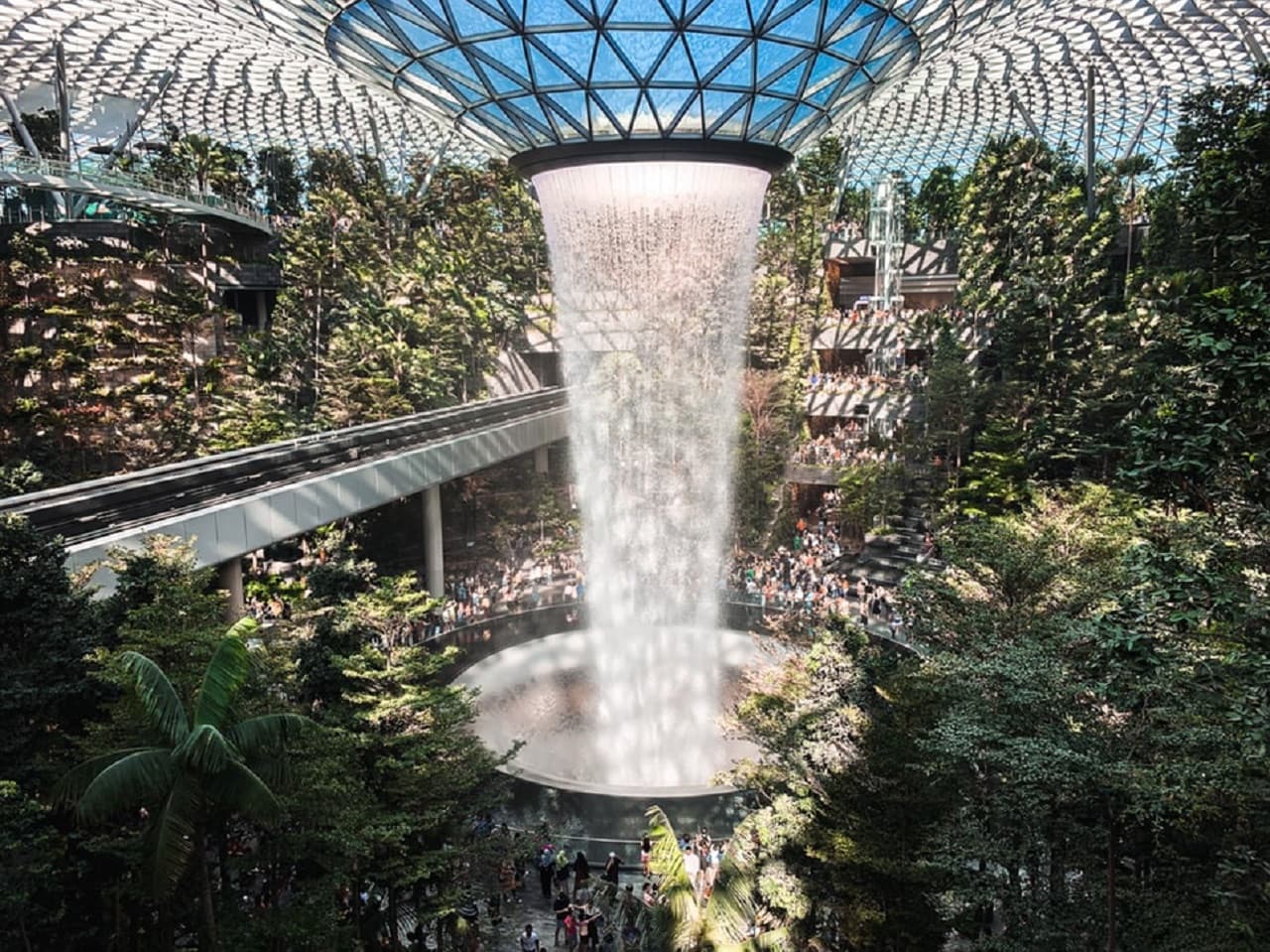 Jewel Changi Airport Attractions - მთავარი სურათი