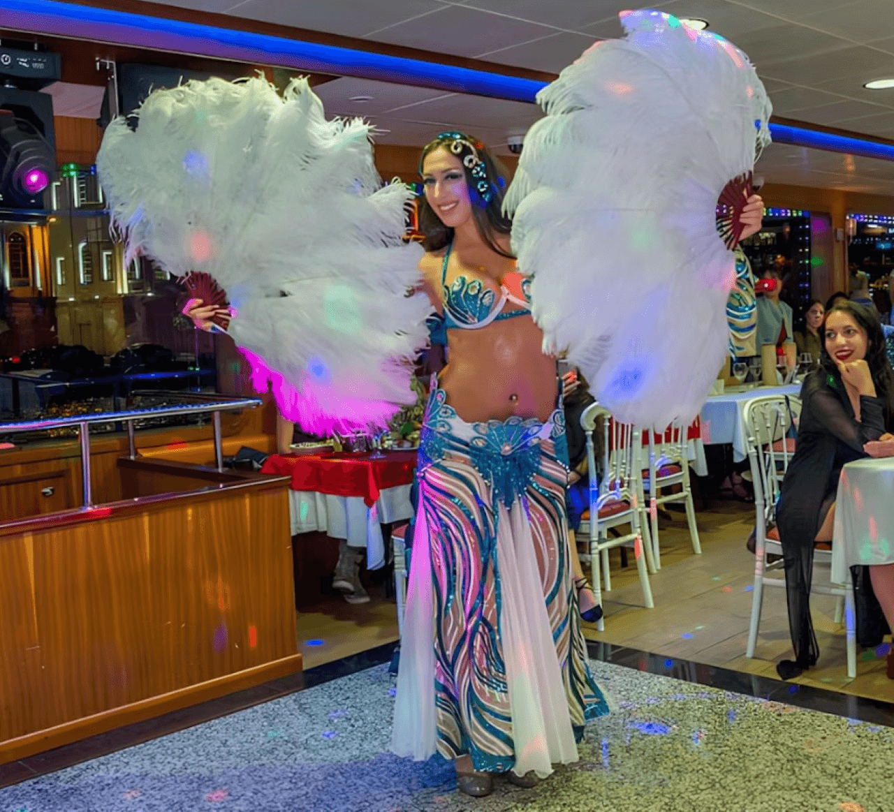Bosphorus Dinner Cruise with Turkish Night Show - სურათი 10