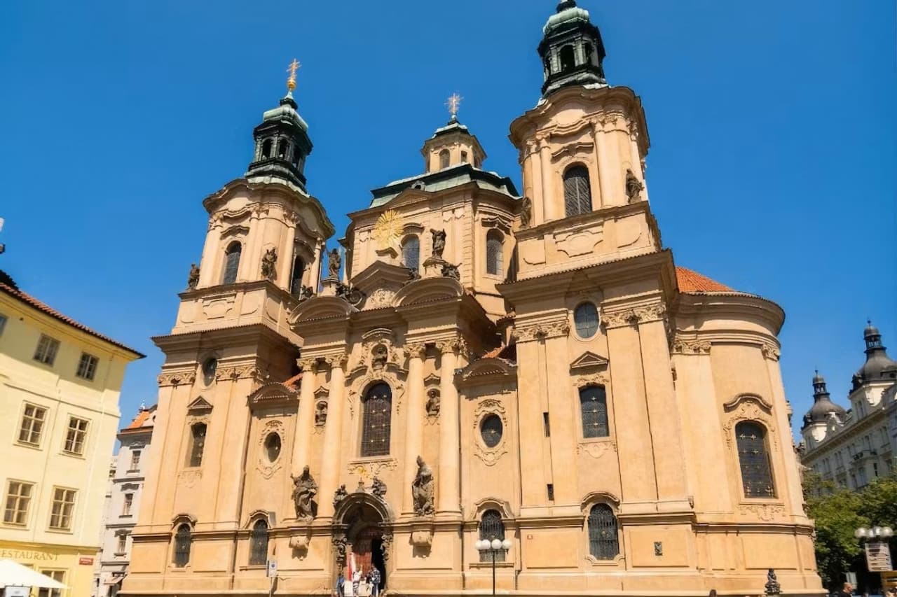 Prague National Museum Ticket + City Tour Audio Guide - სურათი 2