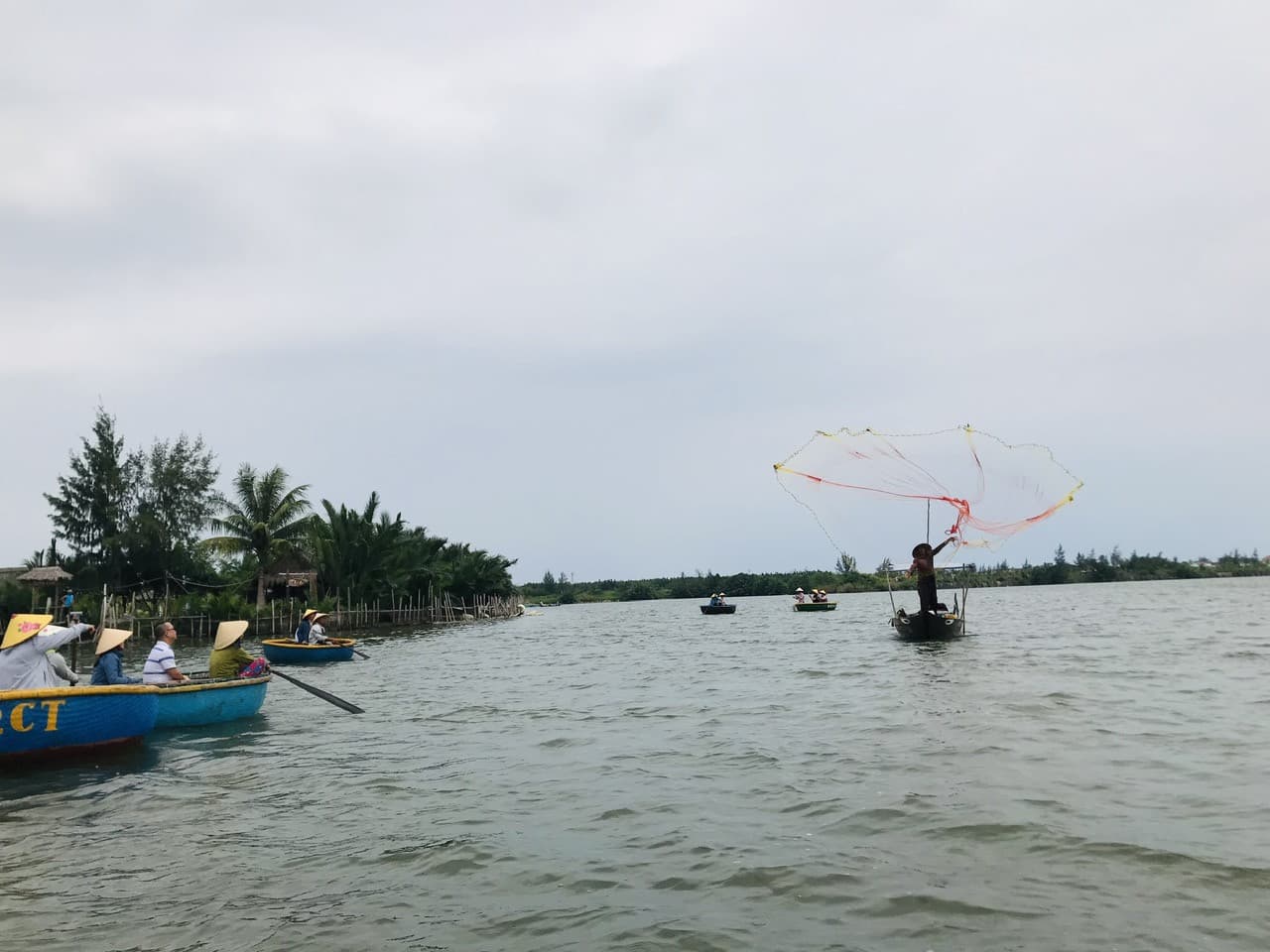 Hoi An Coconut Forest Basket Boat Ride - სურათი 11