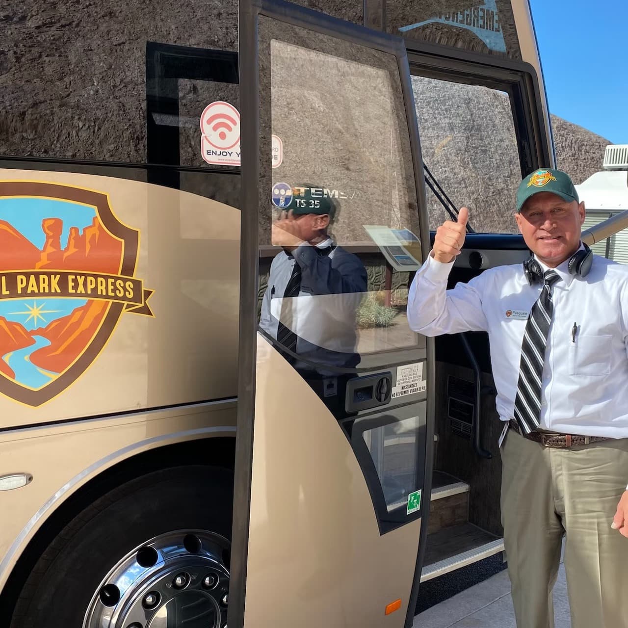 Antelope Canyon X and Horseshoe Bend Tour from Las Vegas - სურათი 8
