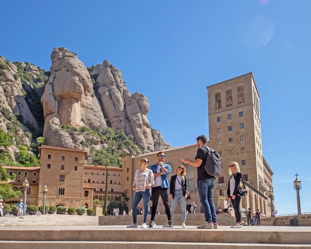 Montserrat, Girona, and Costa Brava Tour from Barcelona - სურათი 10