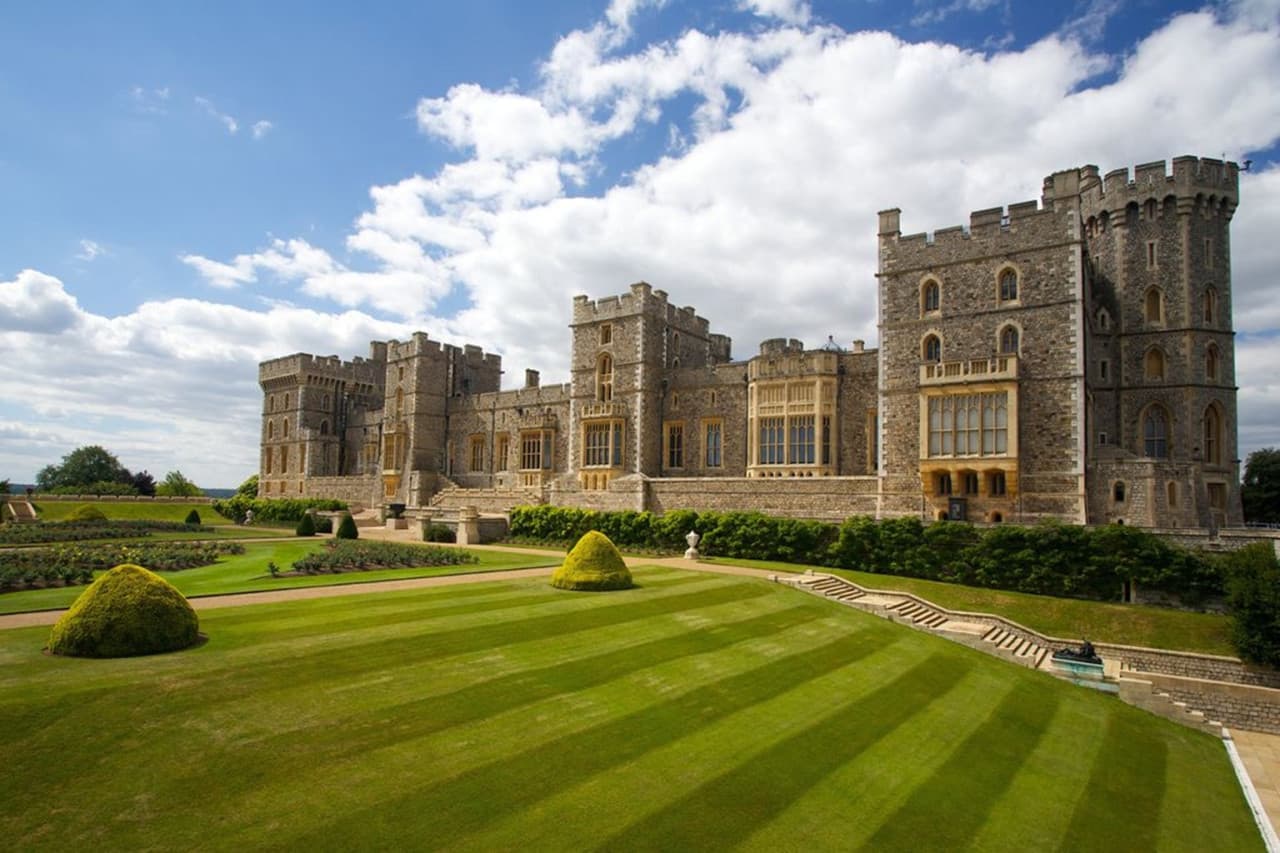 Windsor Castle Half-Day Tour from London with Audio Guide - სურათი 7