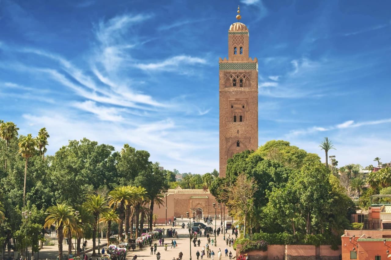 Marrakech Tour: Koutoubia Mosque, El Bahia Palace, Menara Gardens, Djemaa El Fna Square - მთავარი სურათი