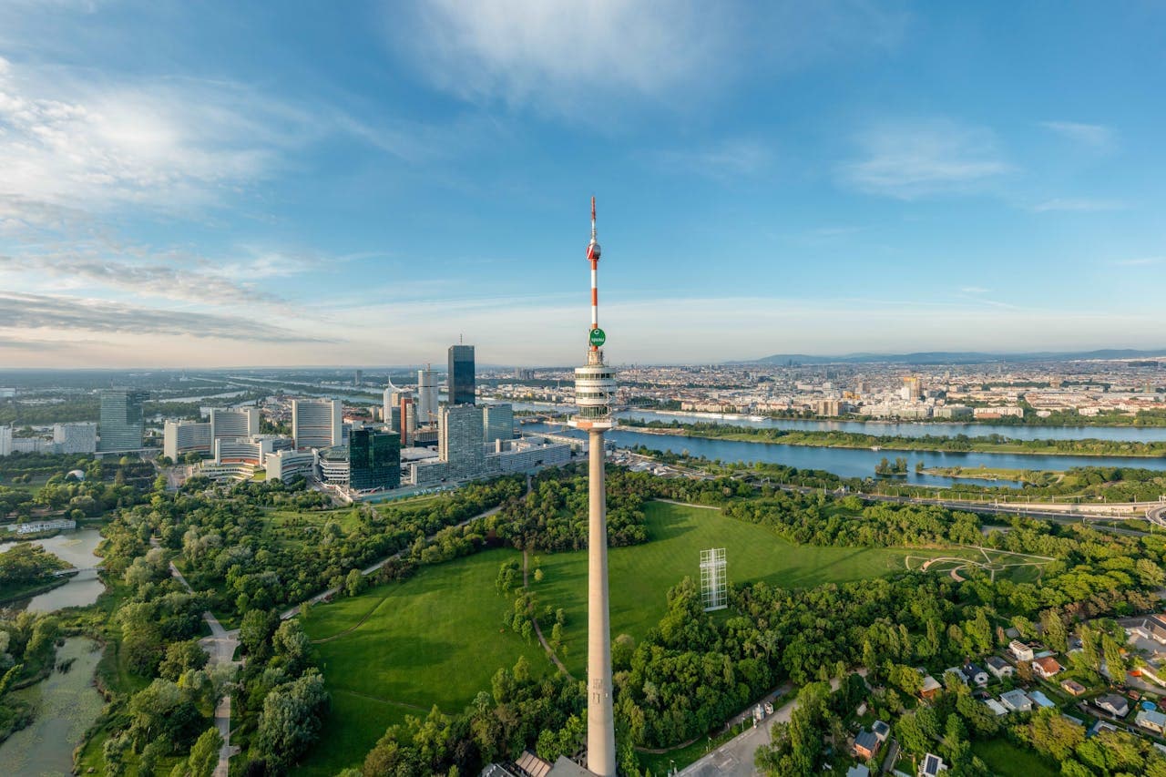 Danube Tower - სურათი 3