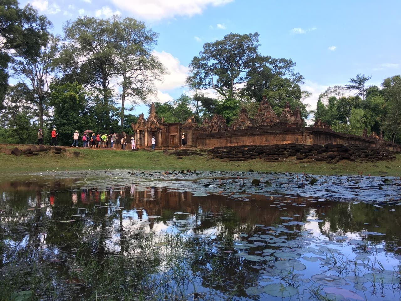 Beng Mealea, Banteay Srei, Banteay Samre, and Phnom Bakheng Tour - სურათი 10