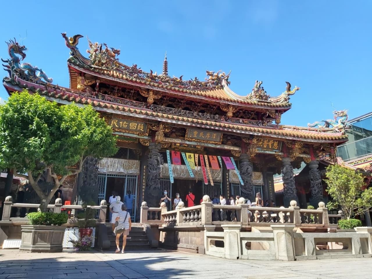 Classic Taipei Landmarks Full-Day Tour: National Palace Museum, Chiang Kai-shek Memorial Hall - სურათი 4