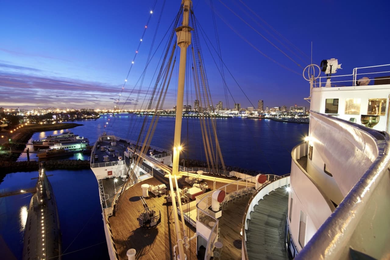 The Queen Mary Ticket - სურათი 4