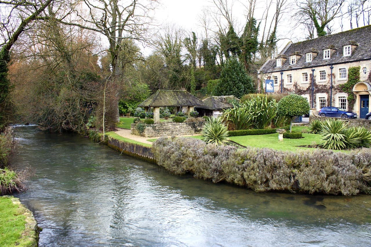 England In One Day: Stonehenge, Bath, Stratford and The Cotswolds Tour - სურათი 3
