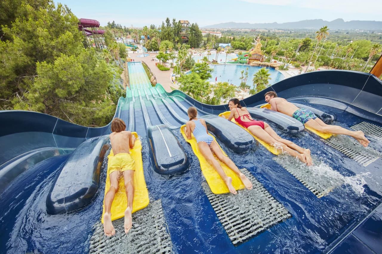 Caribe Aquatic Park Tour from Barcelona - მთავარი სურათი