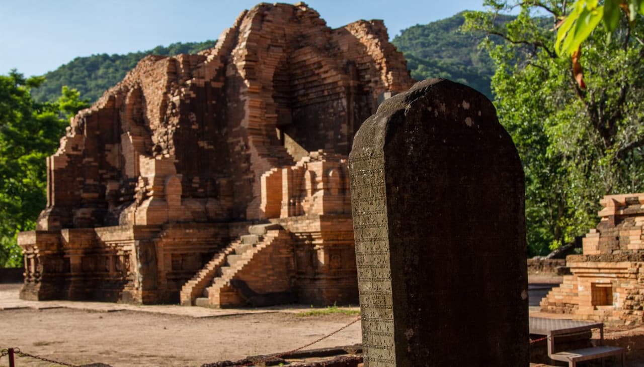 My Son Sanctuary and Hoi An Ancient Town Tour from Da Nang - სურათი 6