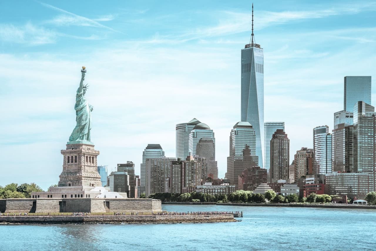NYC: 9/11 Memorial Museum & Statue of Liberty Cruise - სურათი 16