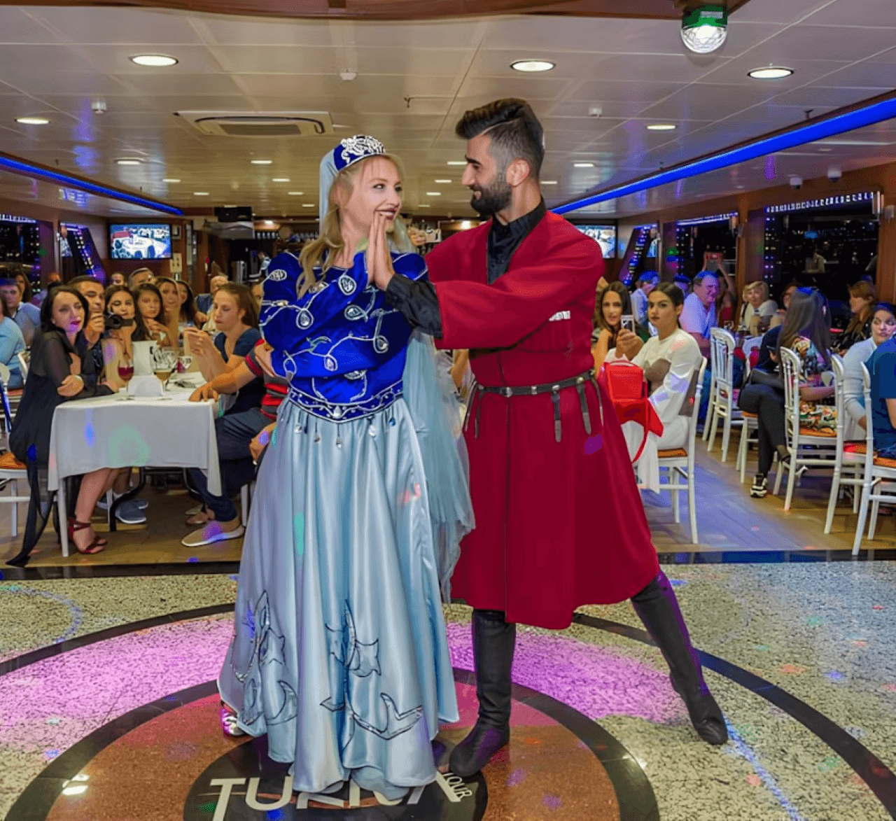 Bosphorus Dinner Cruise with Turkish Night Show - სურათი 9