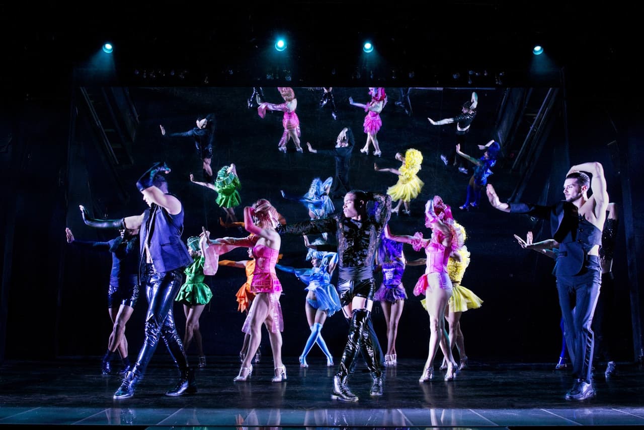 Paradis Latin Cabaret Night Show - სურათი 2