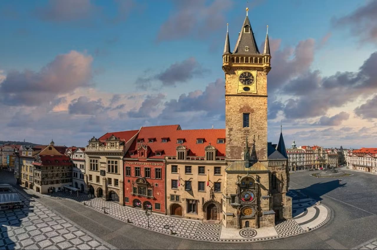 Old Town Hall Tower & Astronomical Clock Ticket - მთავარი სურათი