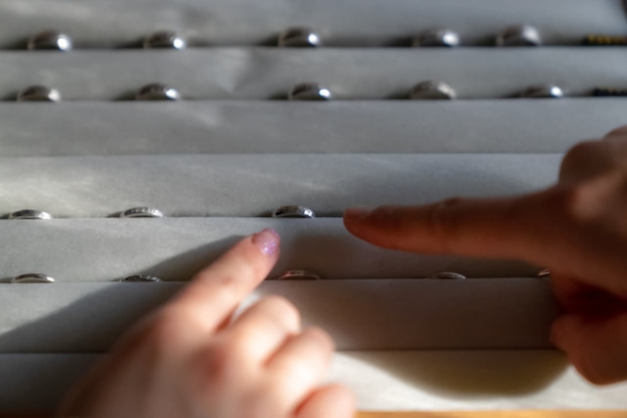 Silver Ring-Making Experience at Taisho Romance Workshop Grace - სურათი 3