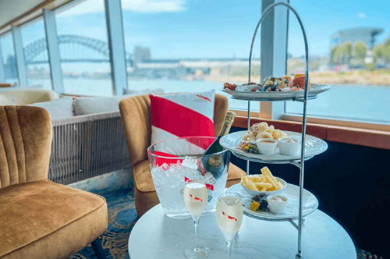 Captain Cook Cruises - Sydney Harbour Dining Experience Sightseeing Cruise - სურათი 5