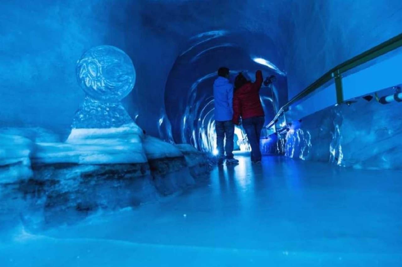 Mount Titlis Tour - სურათი 6