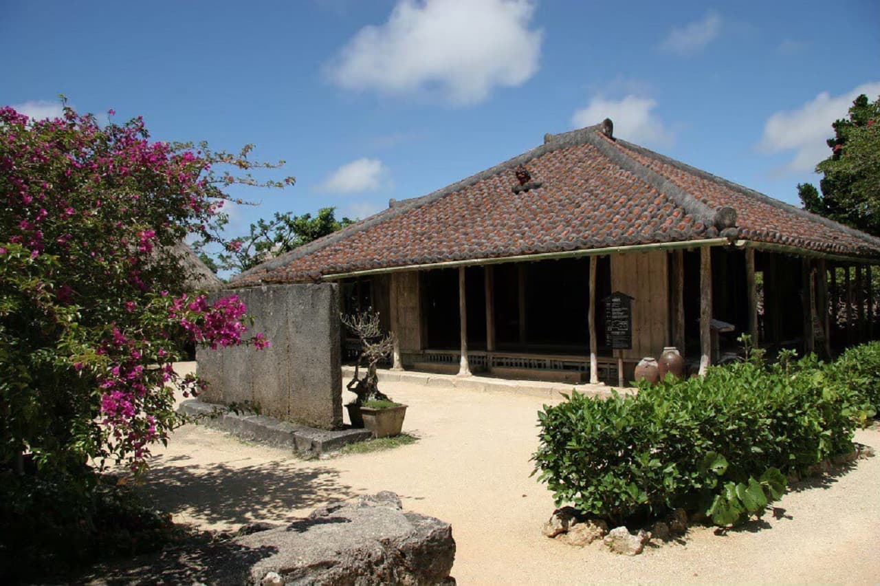 Okinawa Ryukyu Village - სურათი 5