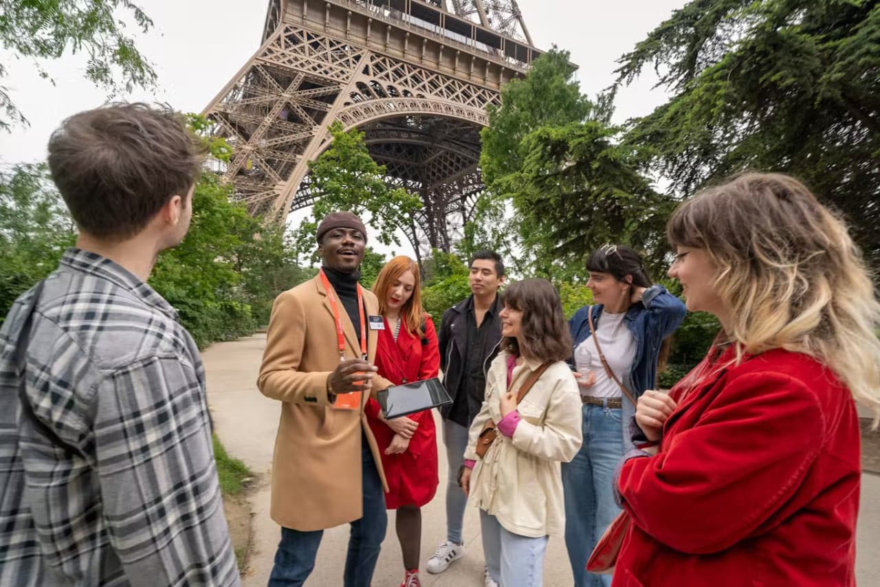 Eiffel Tower Reserved Access Tickets with Optional Summit - სურათი 7