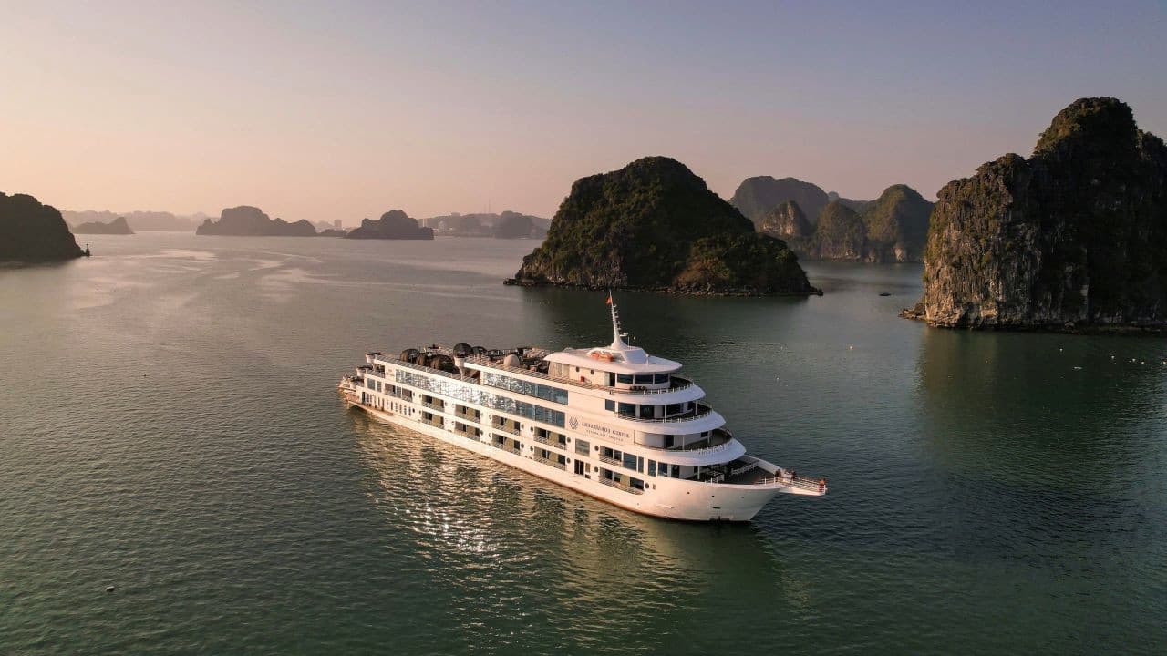 Halong Bay Premium Cruise aboard Ambassador Cruise - მთავარი სურათი