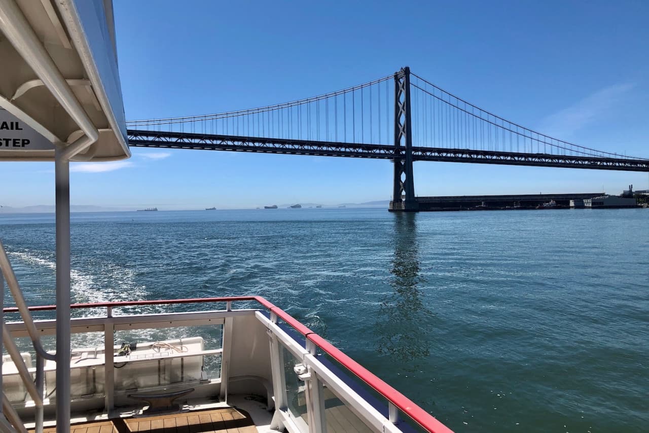 San Francisco Bay 1.5 Hour Bridge to Bridge Sightseeing Boat Cruise by Red and White Fleet - სურათი 13
