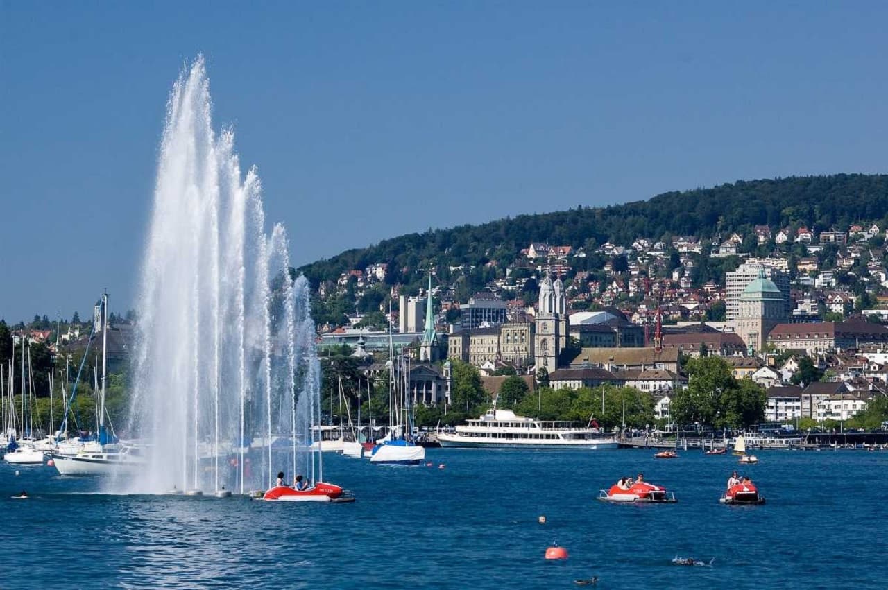 Zurich City Sightseeing Bus Tour with Lake Cruise - სურათი 2