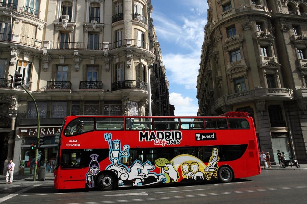 Madrid City Tour - Hop on Hop off Bus Tour - სურათი 5