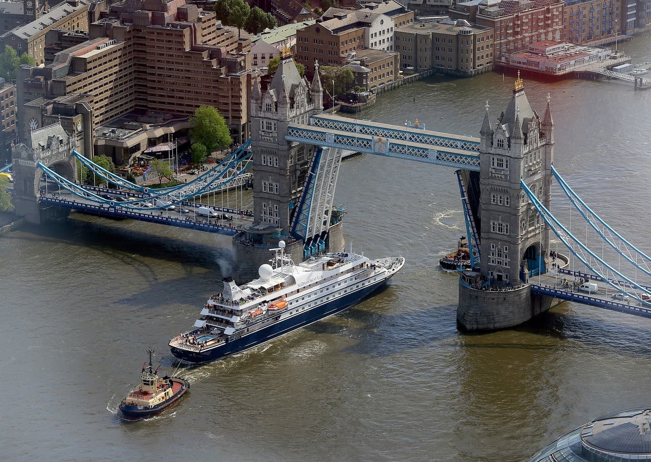 Open Top Vintage Bus Tour and River Thames Cruise - სურათი 4