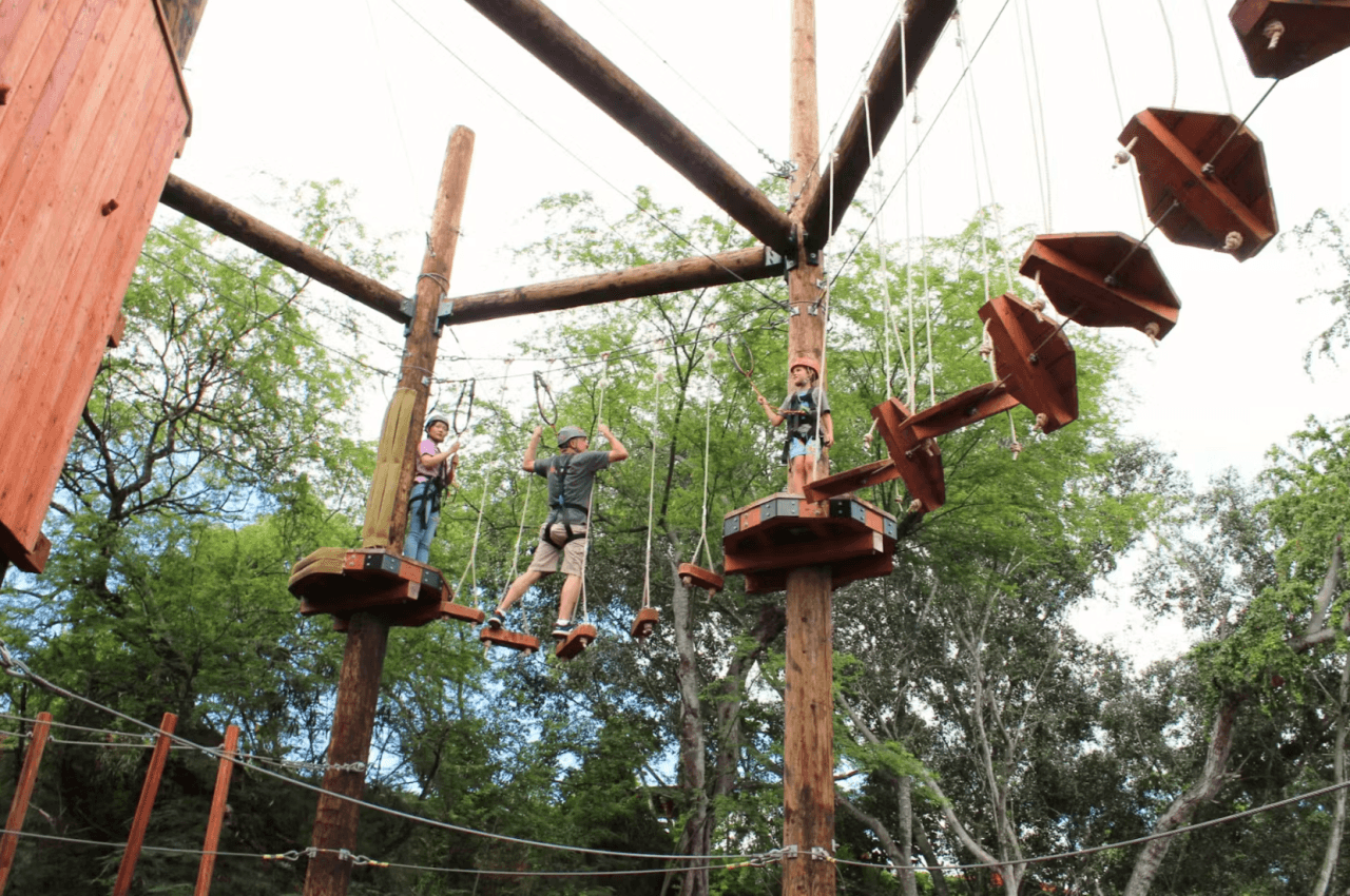 Coral Crater Adventure Park - მთავარი სურათი