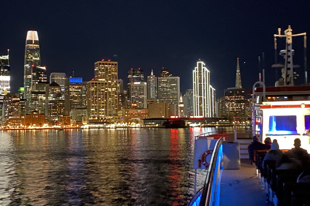 San Francisco Bay 2 Hour Sunset or Evening Sightseeing Boat Cruise by Red and White Fleet - სურათი 5