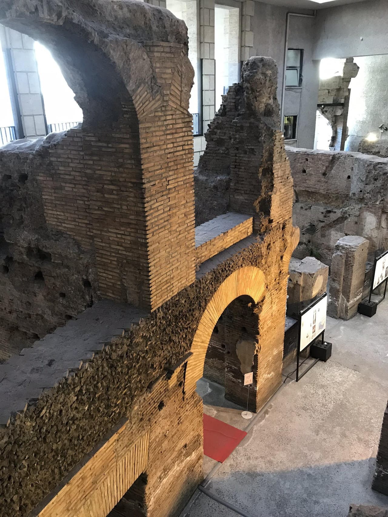 Piazza Navona Underground - სურათი 7