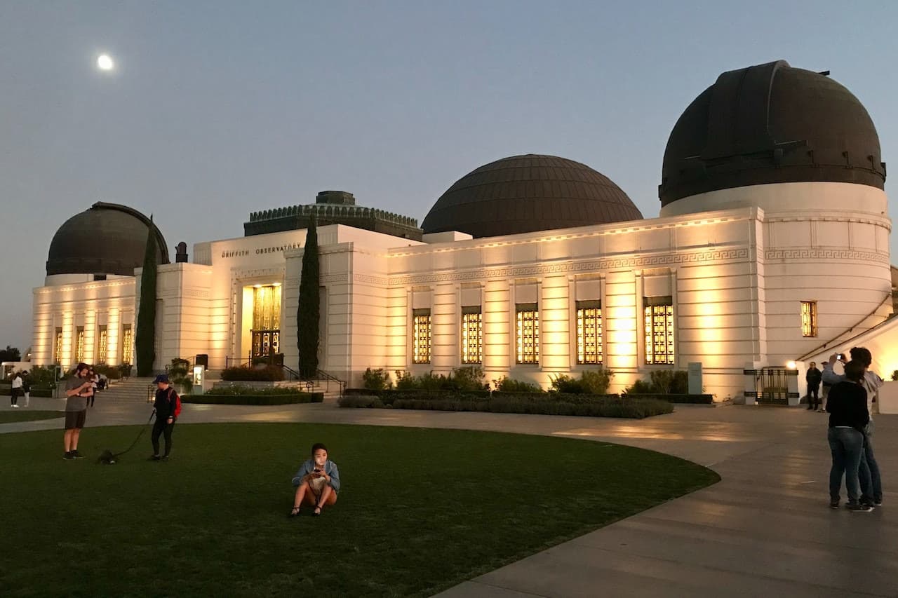 Griffith Park Hiking Tour with Hollywood Hills Views - სურათი 7