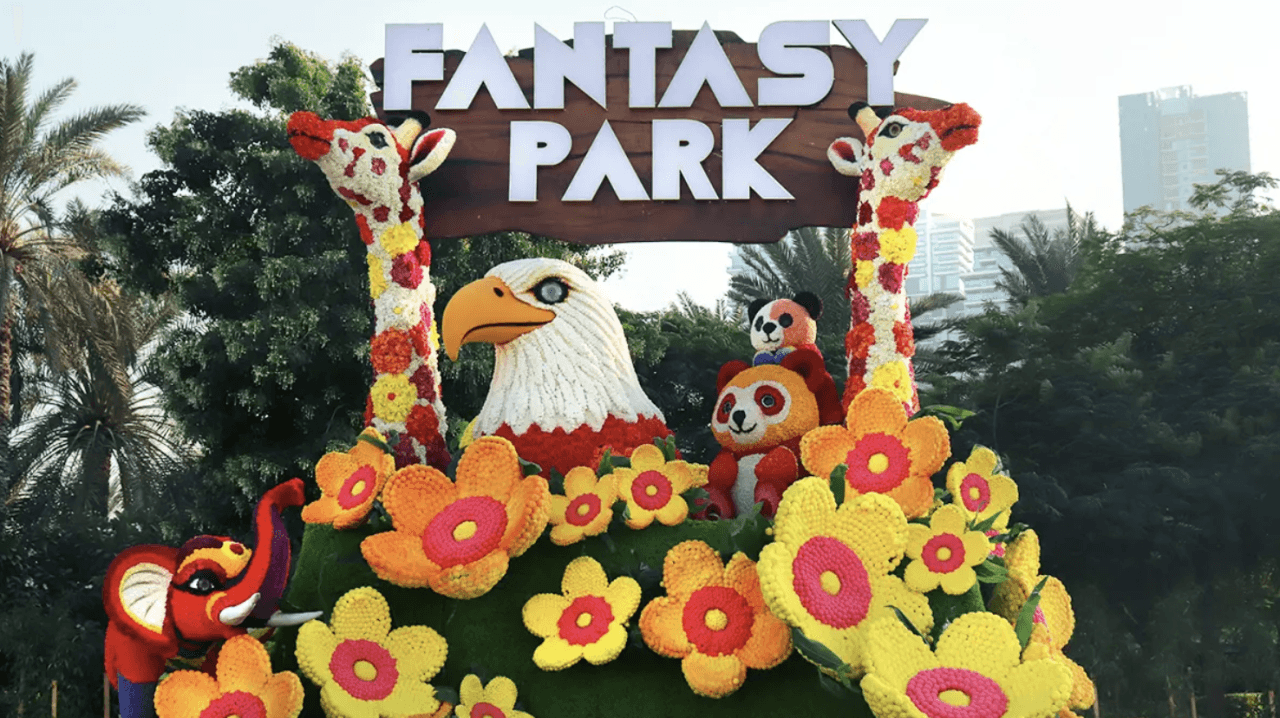 Dubai Garden Glow Ticket: Dinosaur Park and Fantasy Park - მთავარი სურათი