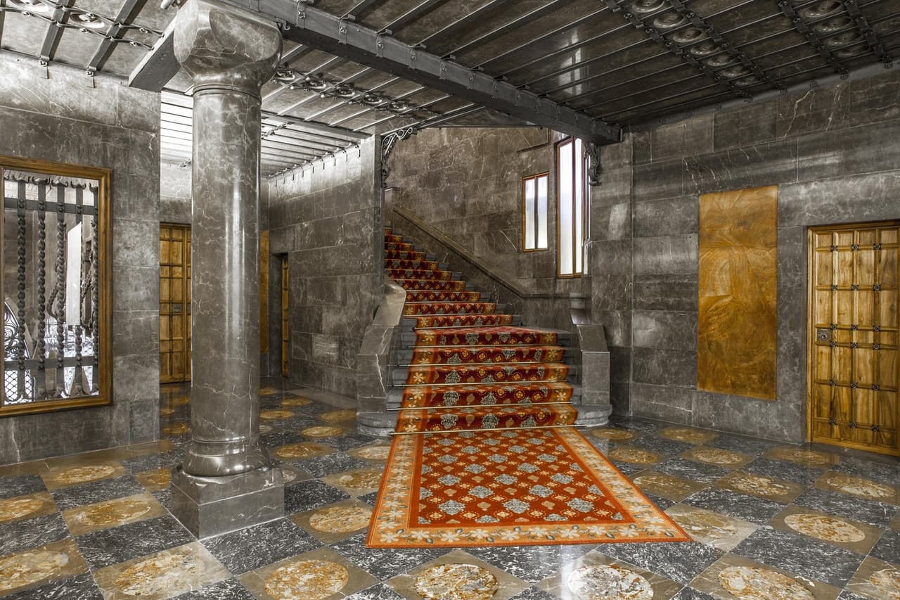 Palau Guell Ticket - სურათი 3