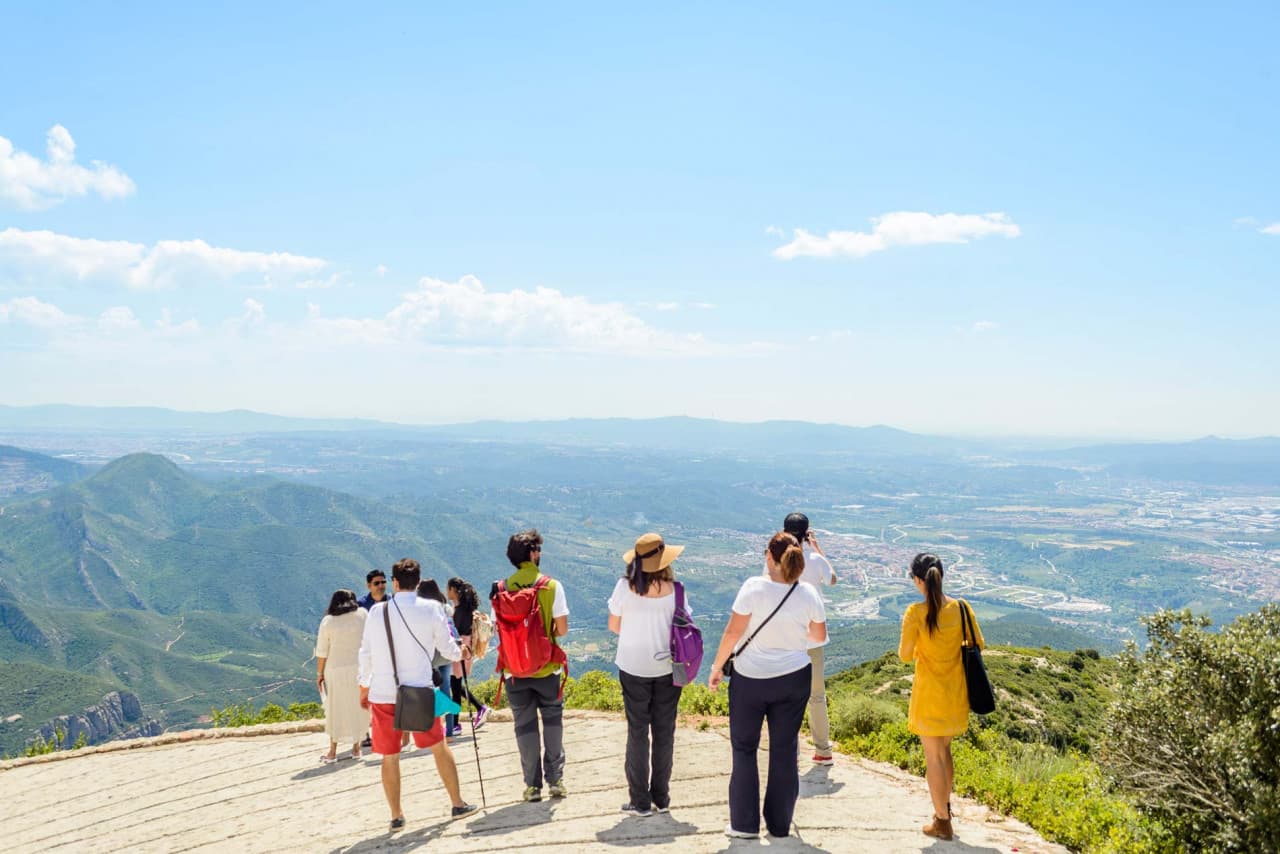 Montserrat, Girona, and Costa Brava Tour from Barcelona - სურათი 12