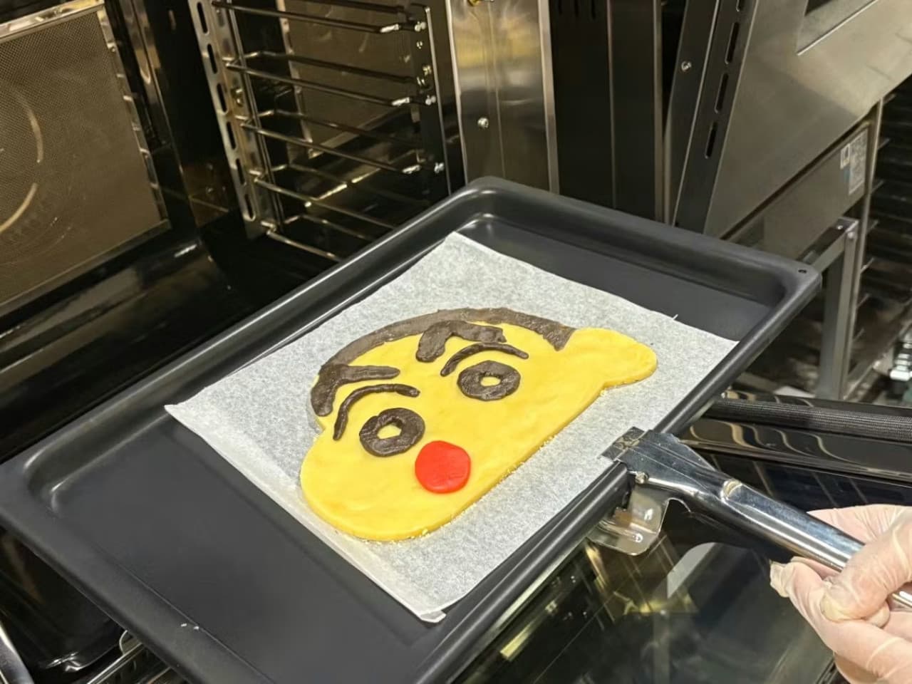 Dodeca Cookie Making Experience at DODEKA Cookie Studio - სურათი 4