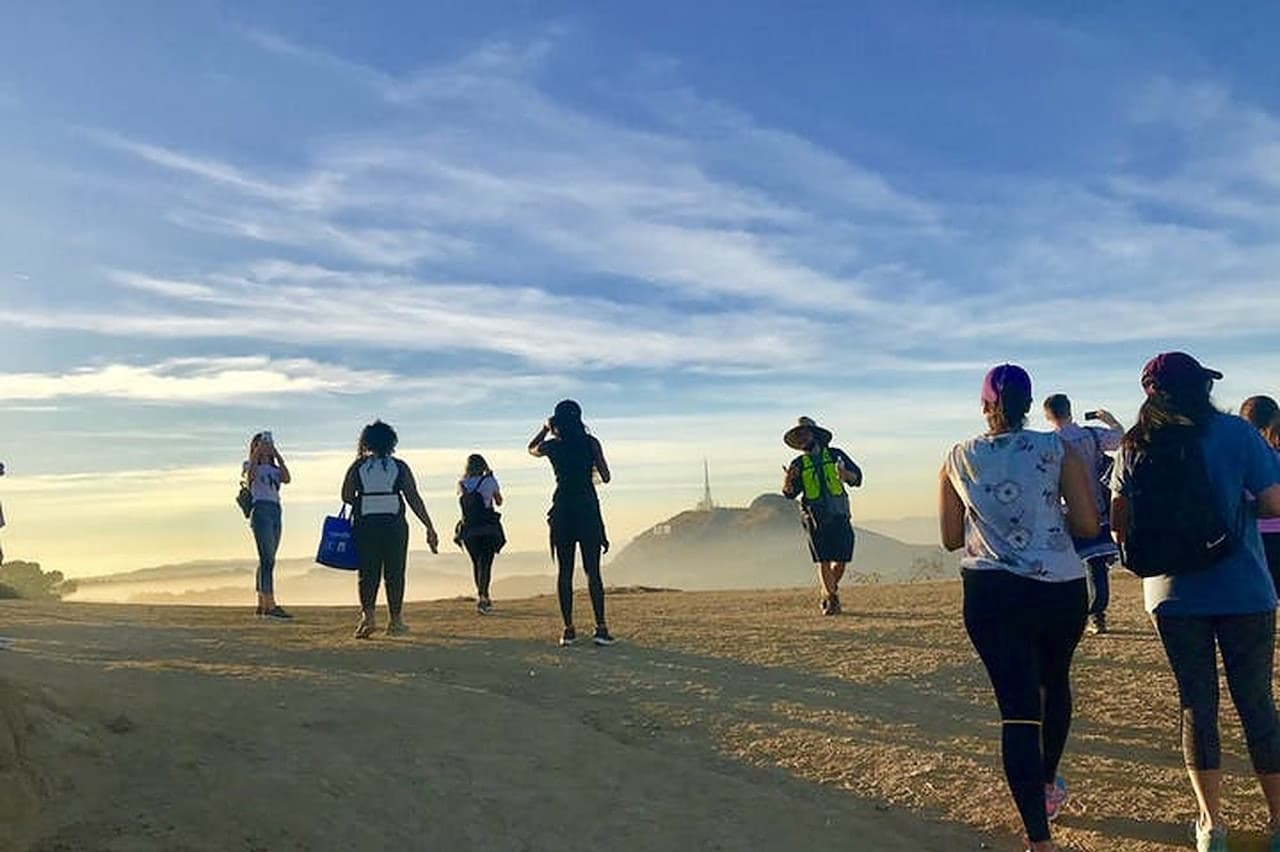 Griffith Park Hiking Tour with Hollywood Hills Views - სურათი 17